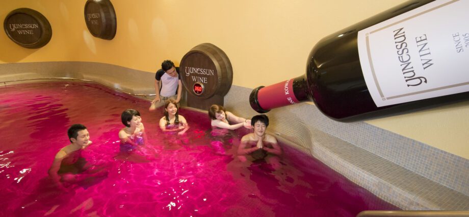 葡萄酒溫泉——一種新型的遊客休閒方式