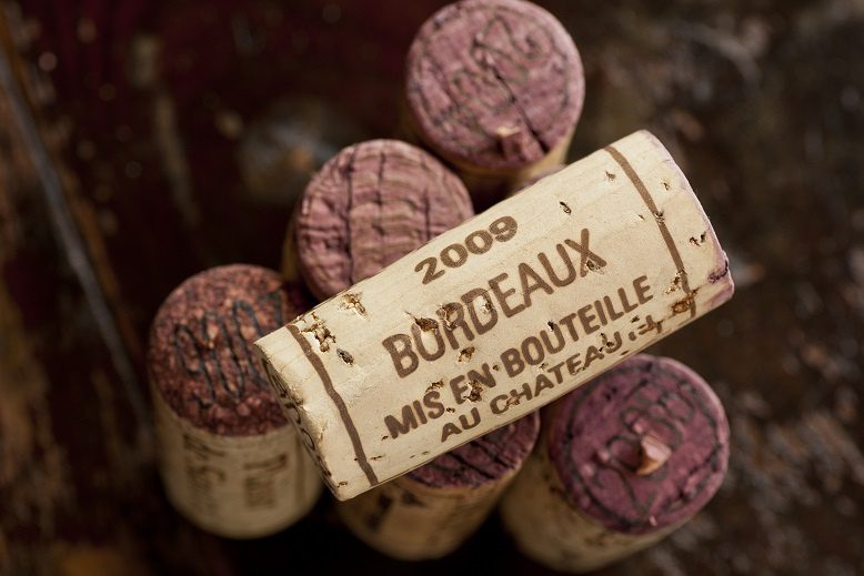 Wines of Bordeaux (Bordeaux) &#8211; drinks from the most famous wine region of France