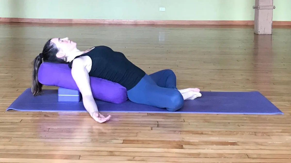 Yoga for colds: 7 asanas to support immunity in the fall