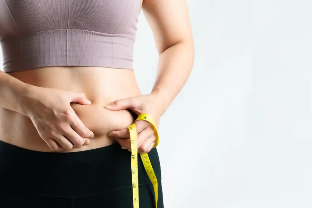 Female belly: useful or dangerous to pump the press?