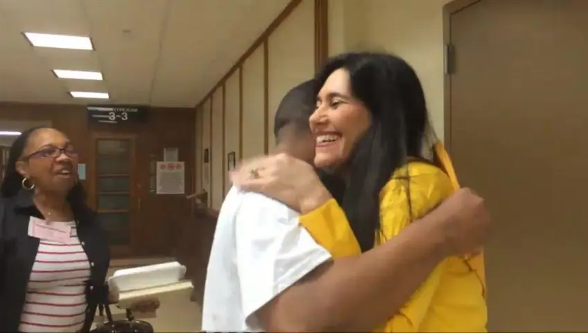 The judge recognized the criminal as a former classmate and brought him to tears