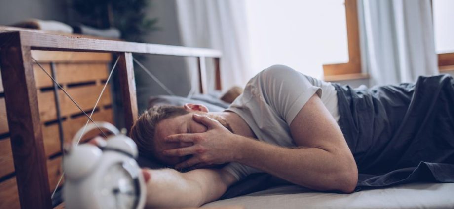 Too much sleep is bad for health: is it true?