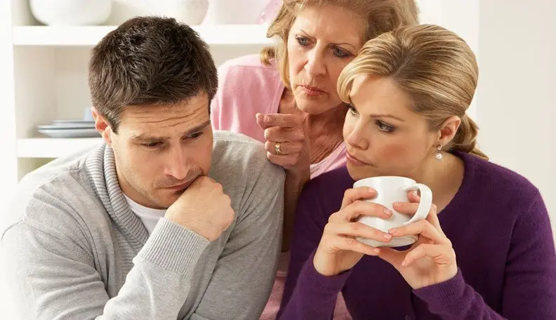 A man is too attached to his mother: how to calculate it and what to do?