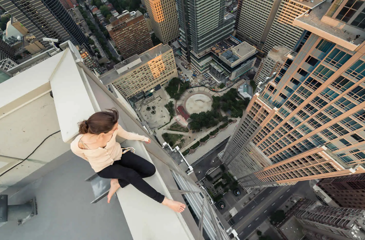 Acrophobia — fear of heights: causes, symptoms and treatment