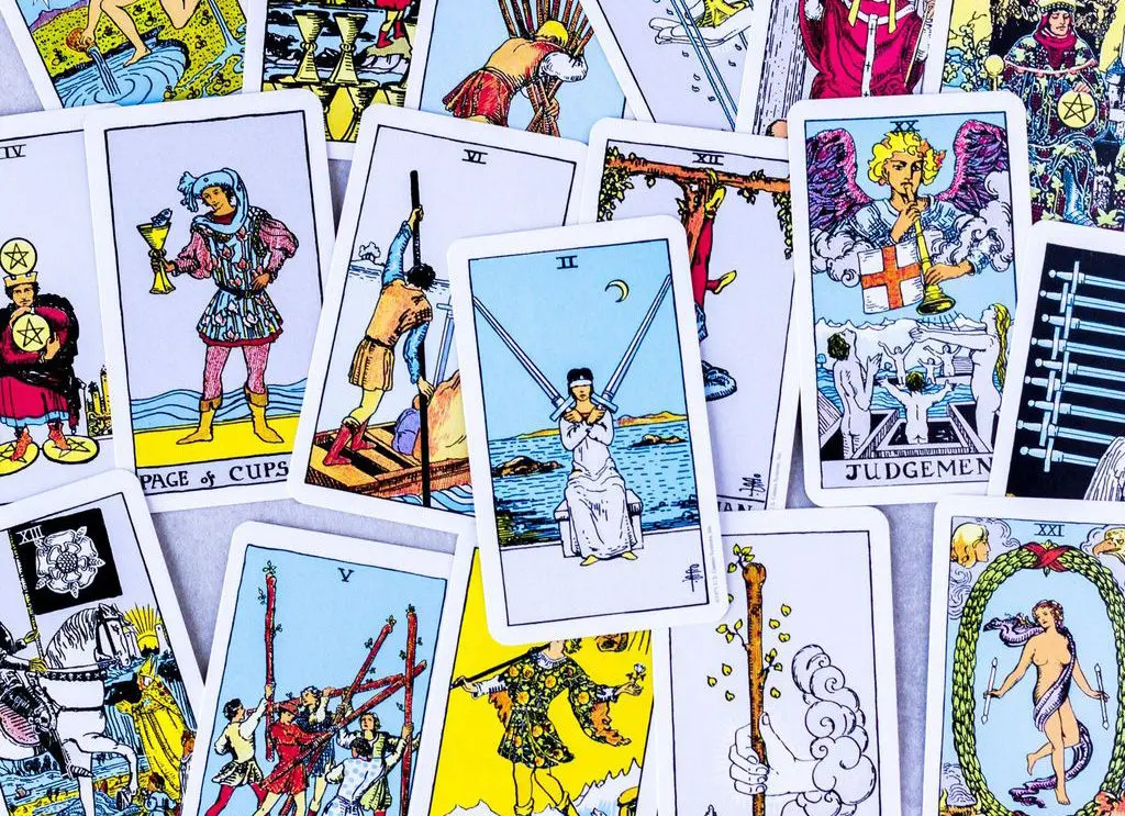 Clairvoyance or schizophrenia: how to understand who you are?