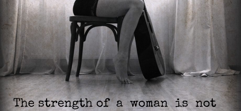 “The strength of a woman is in her weakness”: why it is important to be different