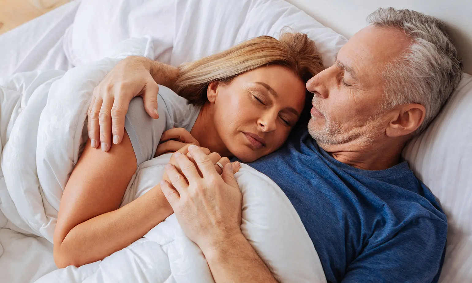 “We didn’t fall asleep together for 4 years”: the story of a woman whose husband spends nights with a computer