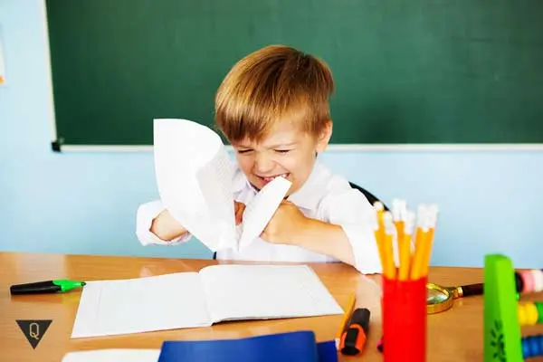 What to do if you are afraid of school and how to get rid of Didaskaleinophobia