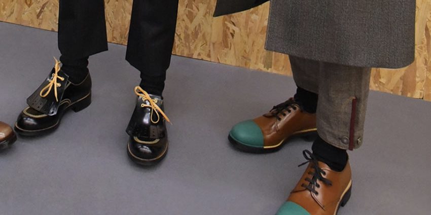 مردوں کے لیے جوتوں کے 16 بہترین برانڈز