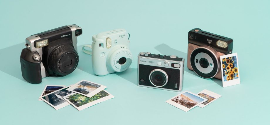 Best Instant Cameras 2022