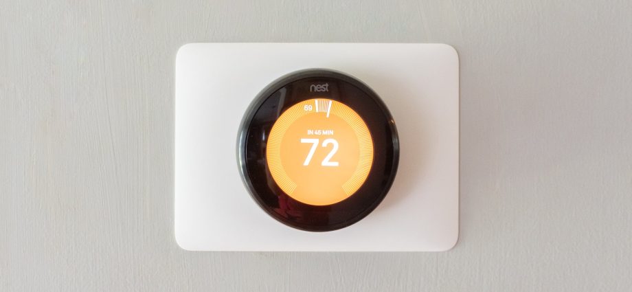 Thermostat kacha mma arụnyere mgbidi 2022