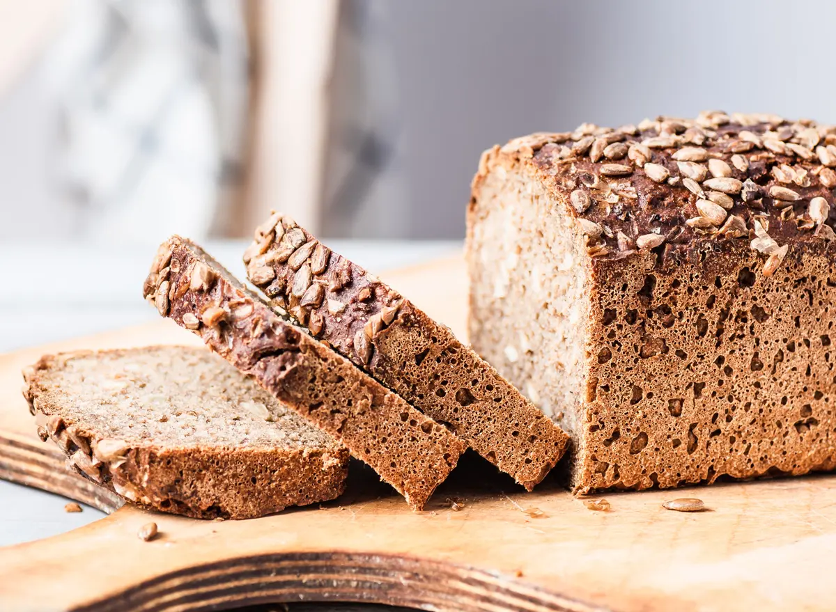 Bread for weight loss: is it possible to eat and what