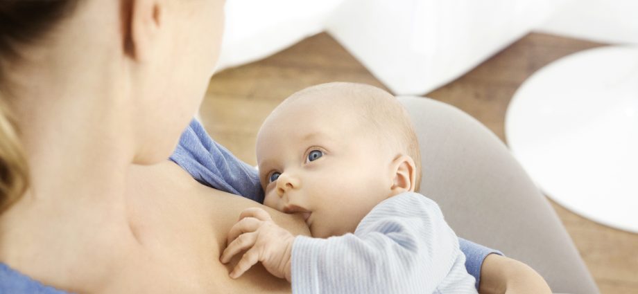 Breastfeeding newborns