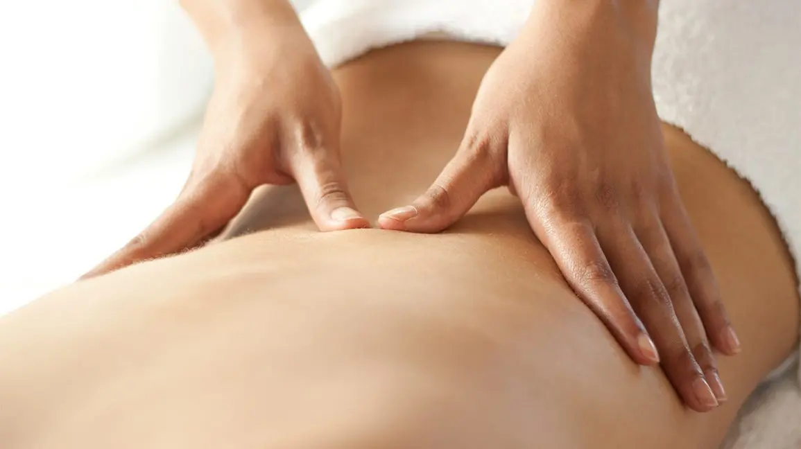 Lumbar massage for adults