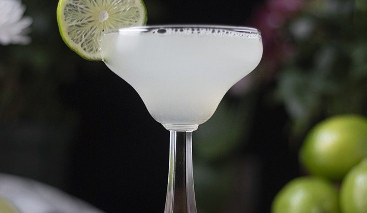 Margarita cocktail: a classic recipe