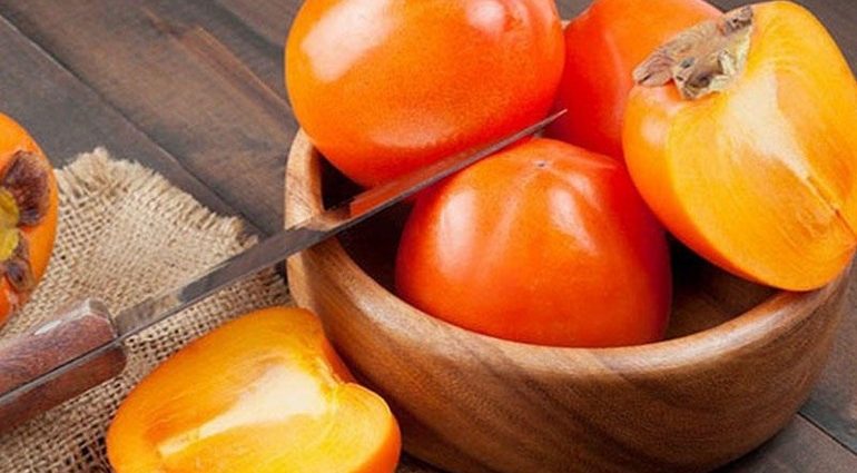 Persimmon: benefits and harms to the body