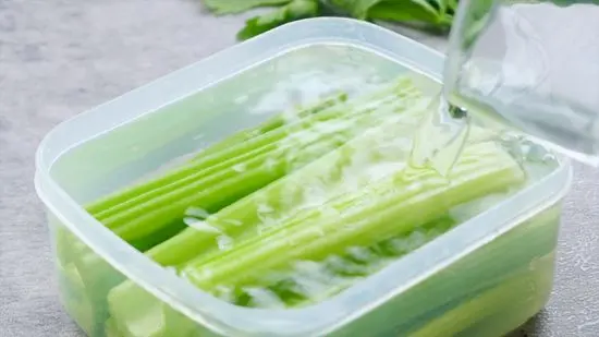 Storing celery