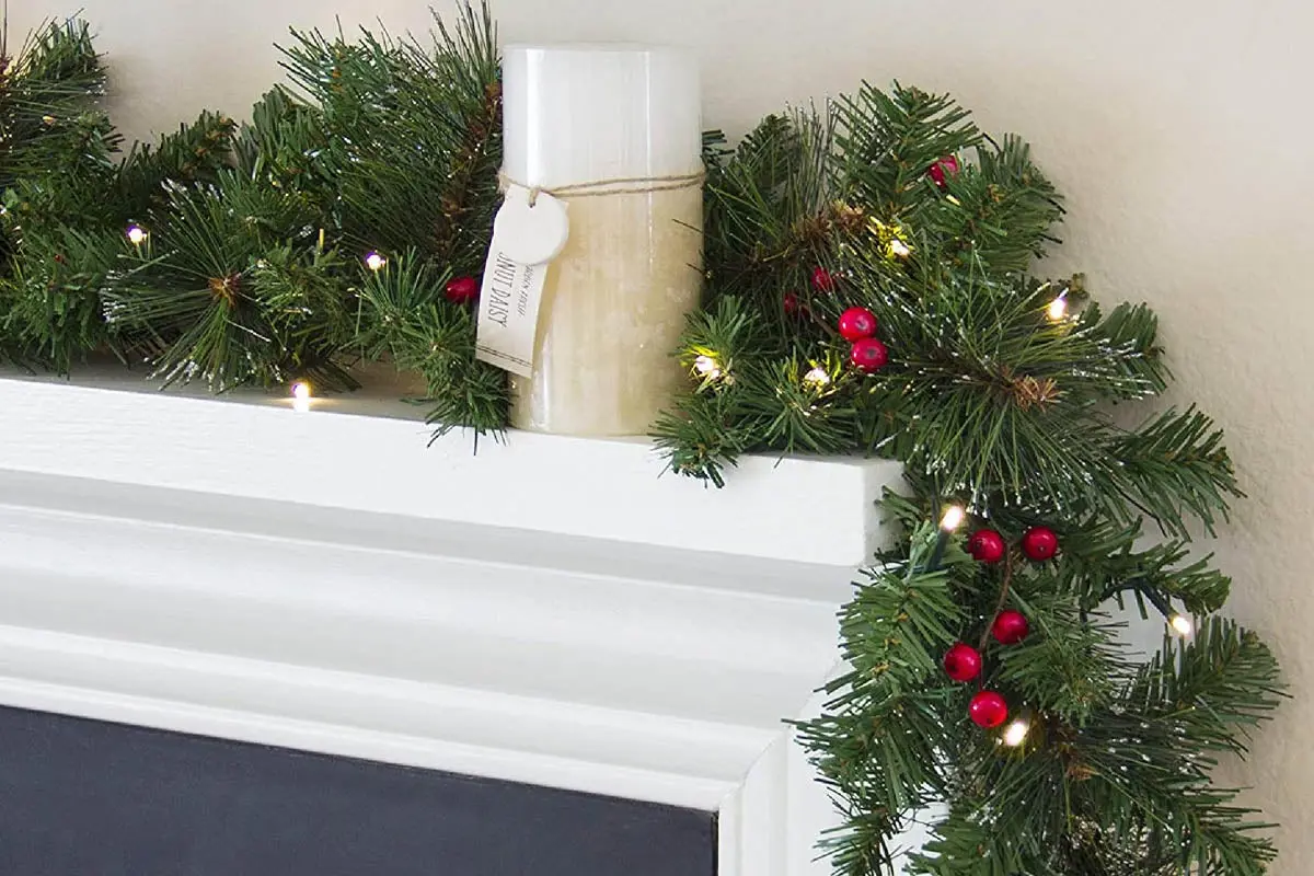 The best outdoor frost-resistant garlands of 2022