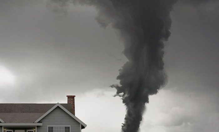 Hvorfor drømme om en tornado