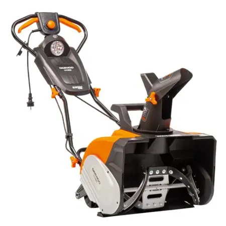 11 best snow blowers ❄️ (gasoline and electric, budget models) - rating of 2022