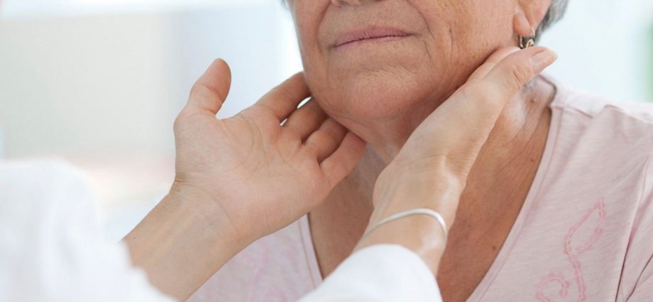 19 Signs It&#8217;s Time to Test Your Thyroid Gland Don&#8217;t take these symptoms lightly