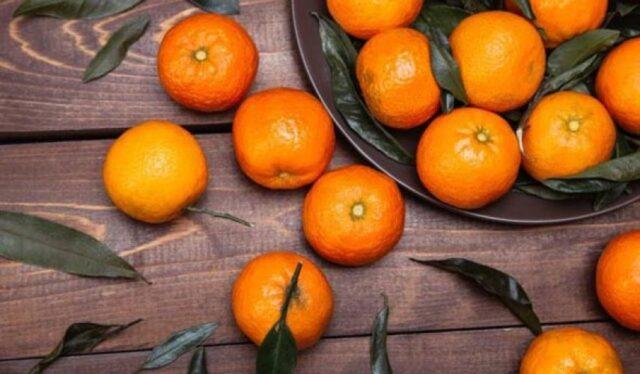 A mixture of orange and tangerine: what is the name of the fruit