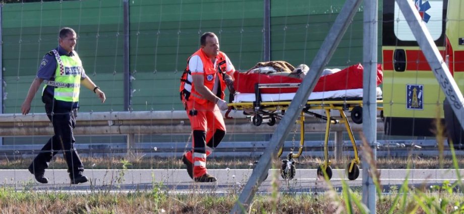 A Polish-speaking nurse helps victims of an accident in Croatia