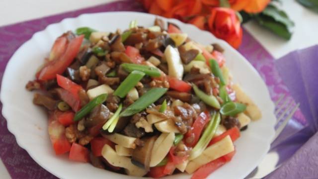 A simple green tomato salad recipe for the winter