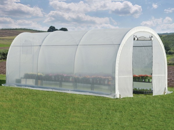 Agrofibre for a greenhouse: how to make a greenhouse out of it