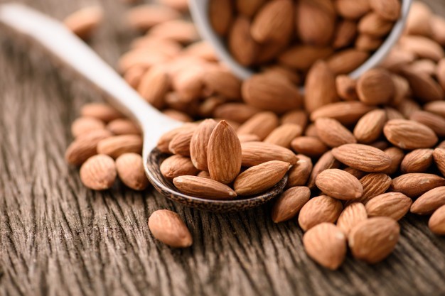 Almonds: the benefits and harms of nuts