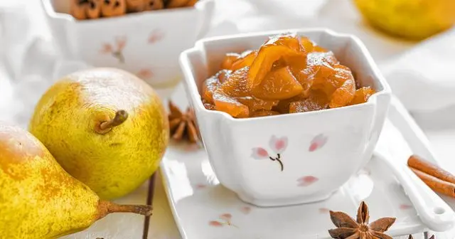 Amber pear jam with slices: 10 recipes for the winter