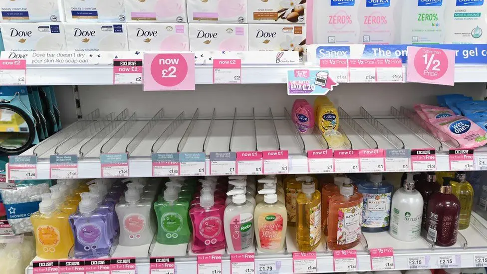 Antibacterial gels are disappearing from the shelves. Do they work against the coronavirus?