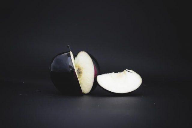Apple tree variety Black Diamond: description and photo, reviews