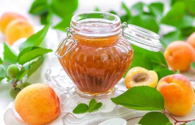 Apricot jam &#8211; recipe