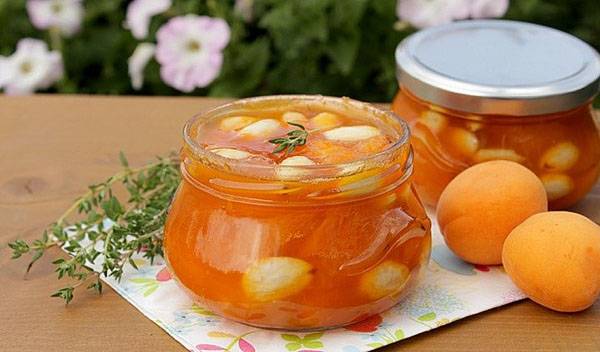 Apricot jam: 17 delicious recipes