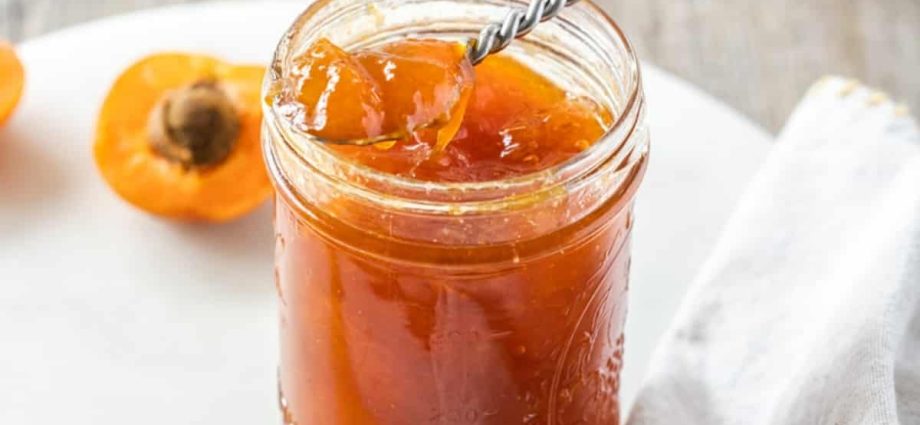 Apricot jam &#8211; recipe