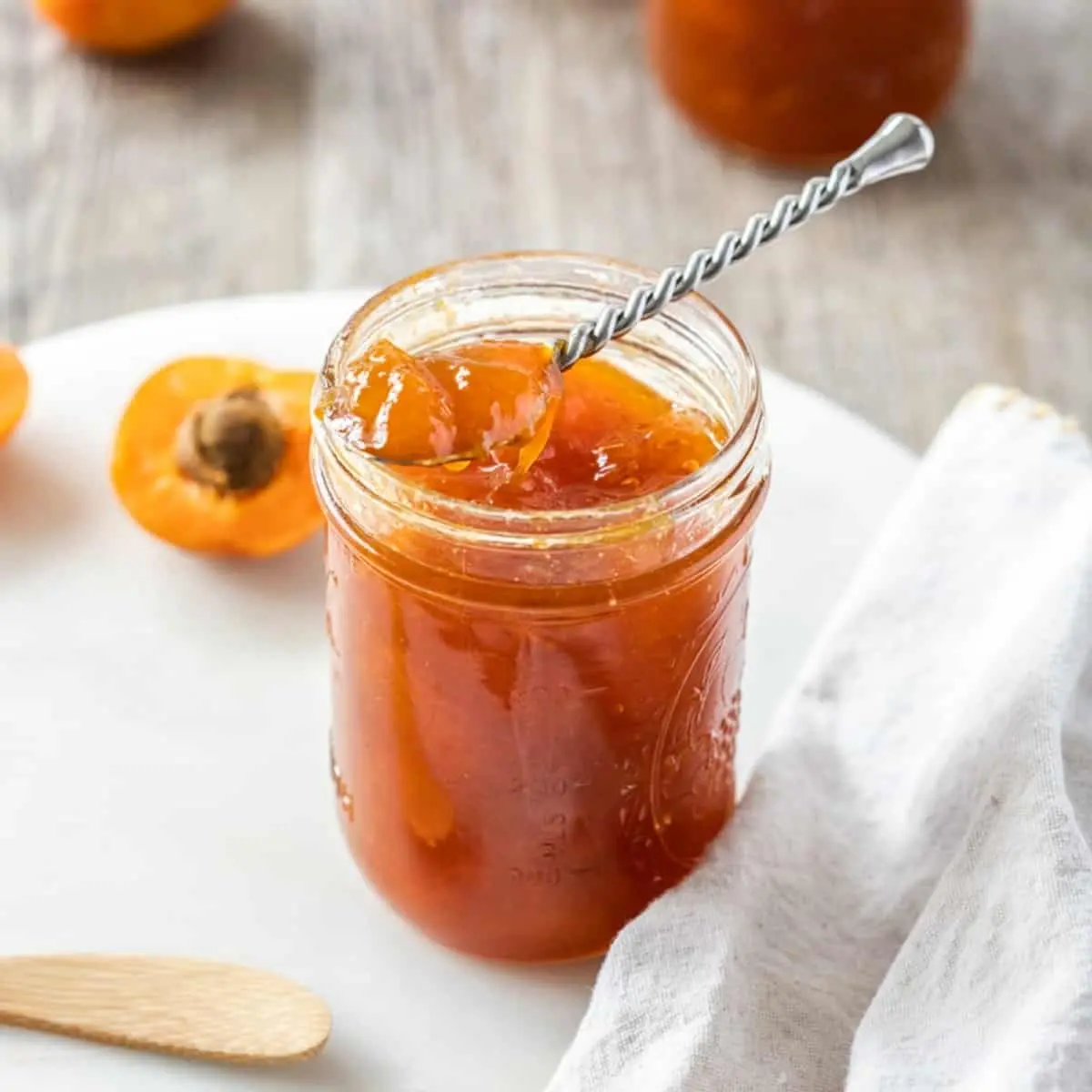 Apricot jam &#8211; recipe