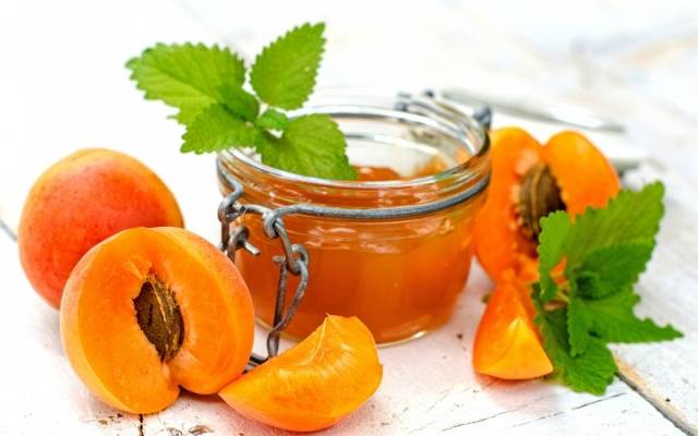 Apricot jam recipes