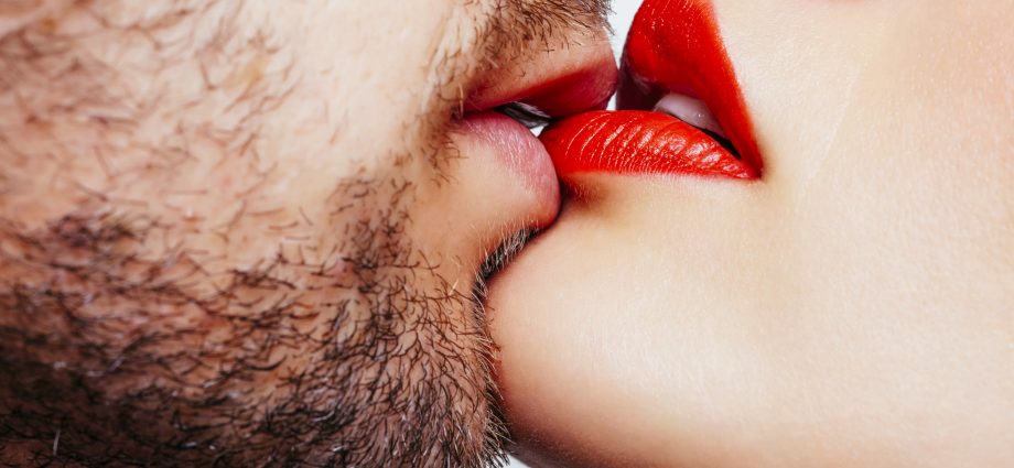 Are you kissing with a bearded man? Watch out for a dangerous infection