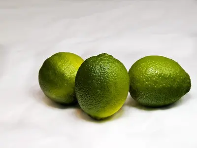 Are you reaching for lime at the first symptoms of allergies? It does not work