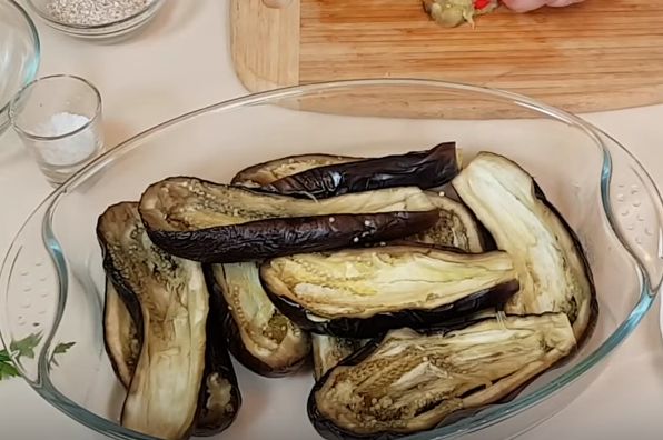 Armenian eggplant appetizer for the winter