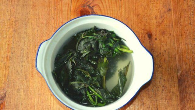 Armenian nettle porridge