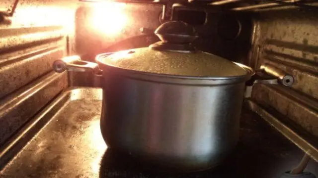 Armenian nettle porridge