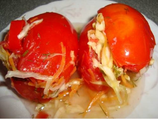 Armenian stuffed tomatoes