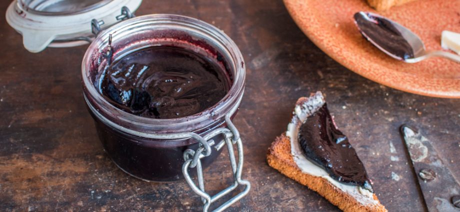 Aronia jam: recipes through a meat grinder