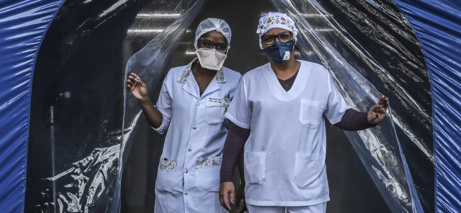 Attacked, silenced, exposed. Amnesty International publishes a report on healthcare professionals around the world