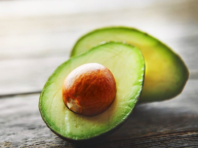 Avocado: beneficial properties for the body of women and men