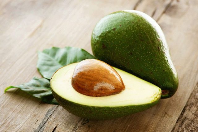 Avocado: beneficial properties for the body of women and men