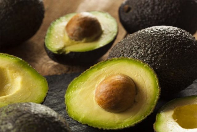 Avocado: beneficial properties for the body of women and men