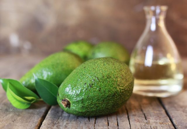 Avocado oil for face, hair, nails, food